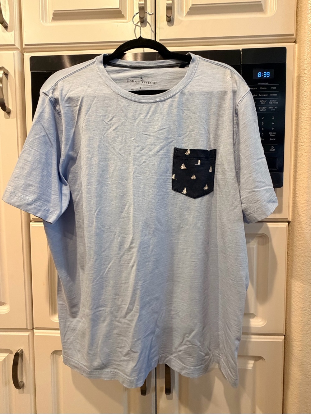 Tailor Vintage Light Blue Short-Sleeve Tee with Navy Sailboat Pocket